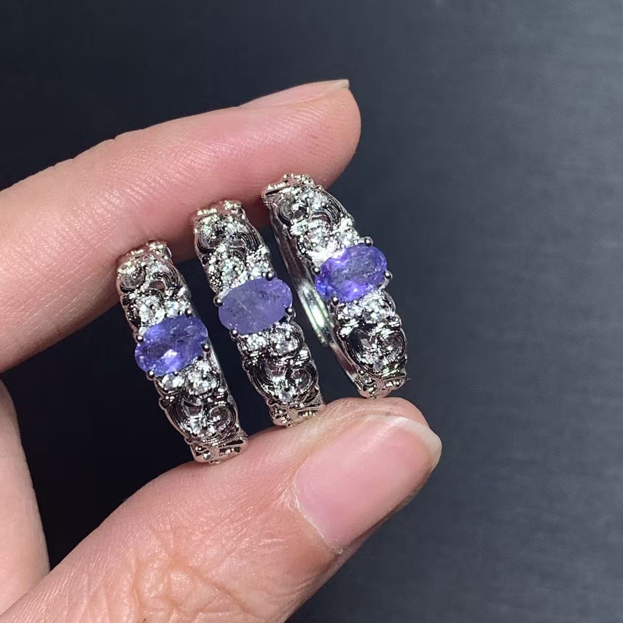 Кольцо с натуральным танзанито – обзор и цена Body Jewelry High Quality