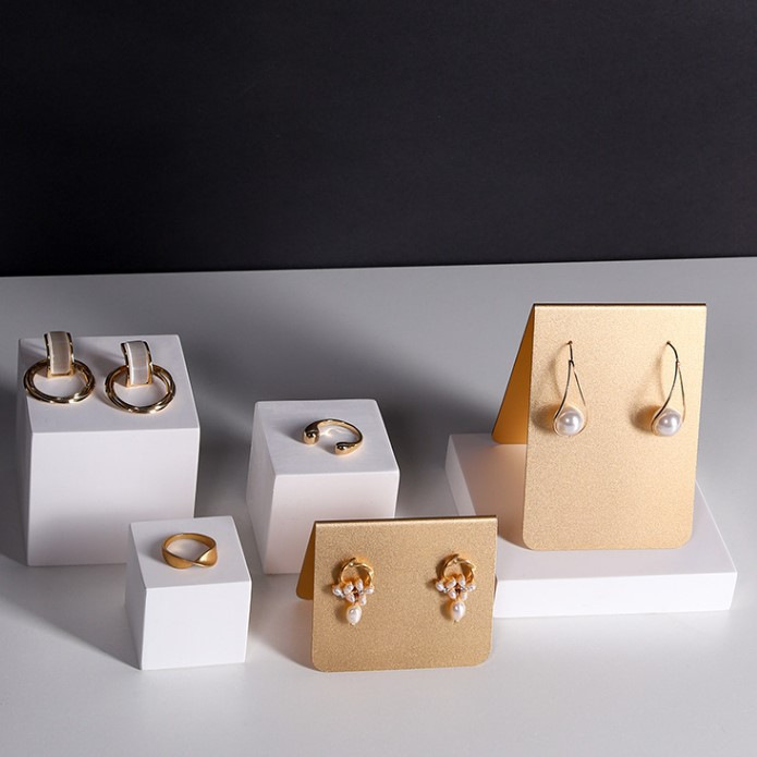 Металлические висячие серьги-г – обзор и цена Body Jewelry Holder